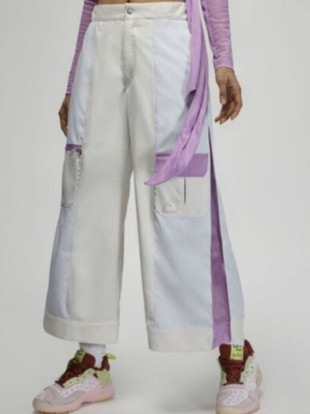 Nike Jordan 23 Engineered Woman's Wide-Leg Cropped Utility Pants. Size M.